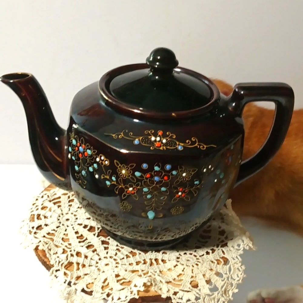 Japan 1940’s Vintage Moriage Brown Teapot LARGE